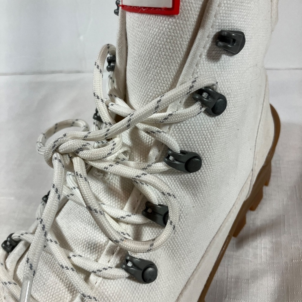 NWOT Hunter Desert Canvas Commando Boots, Off-White, Women's Size 11 - Picture 11 of 12